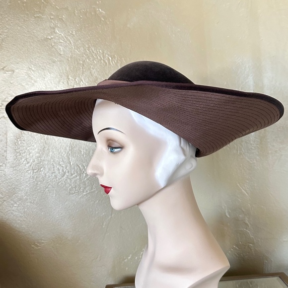 SENSATIONAL DESIGNER 1950s\' EGGPLANT COLOR VELOUR + TOPSTITCHED WIDE BRIM HAT main image 13